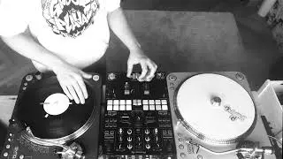 DELightfull | Freestyle Scratching IV