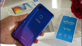 Vivo V11i Starry Night and Nebula color