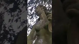 Gardiens de pierre