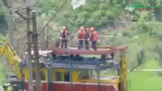 В Горловке режут провода над ж/д путями