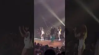 G-DRAGON, DAESUNG and TAEYANG performing ‘WE LIKE 2 PARTY’.