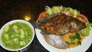 Mojarra Frita Con Salsa Verde