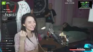 Миньетчится ксюха