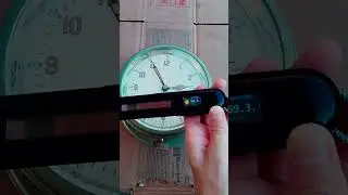 Радиоактивные часы. Измерение дозиметром. Дозиметр Milerd HiStand.  