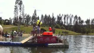 [26.07.2014] Команда девушек в шубах
