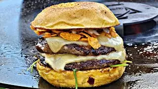 Trüffel Dry Age Burger von Eatventure