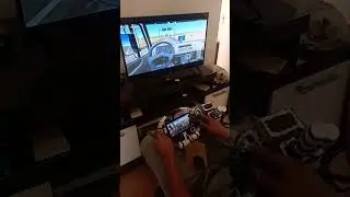 câmbio de marcha a frente. E canbio de marcha re.