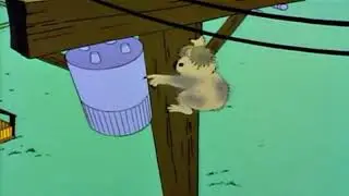 Los Simpson - Koala trepando por el poste eléctrico