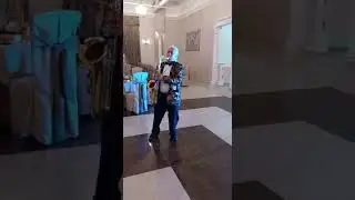 Анатолий Беляев  саксофон "Новый год " 2022 года 8-920-410-79-01