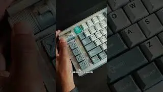 Esse teclado custa só 2 MIL REAIS!