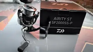Daiwa Airity ST SF 2000SS-P Unboxing / First Impression and First Test on Water