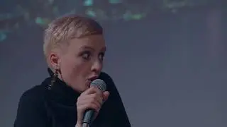 LA FOULE MARIA ZYKINA