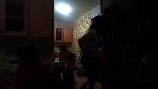 Супер поёт лучше чем Бузова