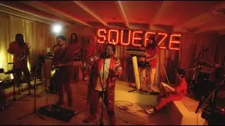 The Main Squeeze - 