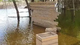 После потопа в конном клубе