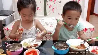 Kain lang ng kain. | Filipino-Chinese kids. |