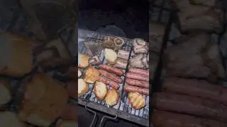 Сосиски на мангале Как правильно Жарить 😋 Отдых в Горах 