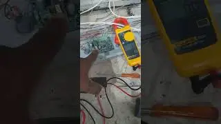 Chave estática ligou com fonte externa