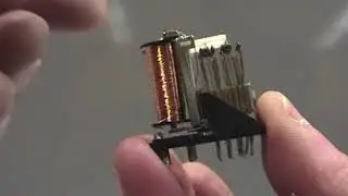 ** Elektromagnetisches Relais
