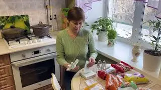 Салфетки на стол! Отвар из лаврового листа варим. Обсуждаем пространство на кухне. Готовим котлеты .