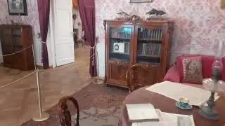 Как провести выходной в Петербурге на 1500 рублей.