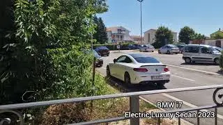 BMW i7 Electric Luxury Sedan 2023