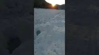 Переправа через реку Томь в районе станции Лужба, Поднебесные Зубья. #томь #лужба #поднебесныезубья