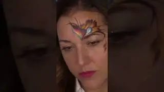 Abstract face art. #facepaint #facepainttutorials #abstract