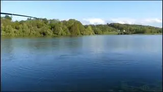 Этот звук удочки и этот плеск...