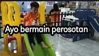 Bermain perosotan