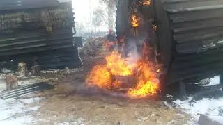 Прикол на работе ! Бочка идет газом!