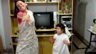 mae e filha na dança indiana