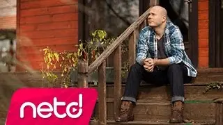 Emre Yücelen feat Gülben Ergen - Mutluluk Köyü