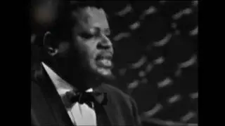Oscar Peterson　"Chicago (That Toddlin' Town)"