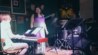 LysheJazz - Flor De Liz (by Djavan)