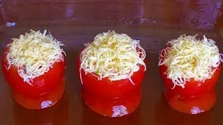 JUST PUT THE EGG IN THE TOMATO and you will be delighted! Breakfast recipe