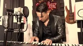 Rodrigo Tapari - Y Para Que Sufrir (Acústico)