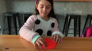 Abrindo meus pop it fidget