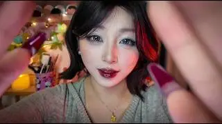 ASMR Doing Your Makeup 💄 Beauty Salon Roleplay (Personal Attention & Close-Up)