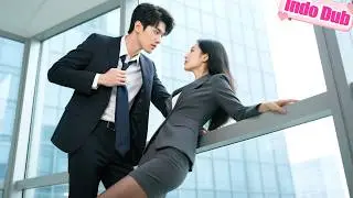 CEO polos dipaksa kencan, tapi jatuh cinta pada gadis imut ini, hamilkan dia lalu nikah kilat!