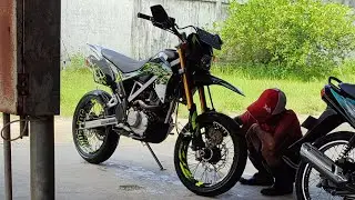 MODIF KLX 150 BF SE EXTREME MENJADI SUPERMOTO EPS. 1 #KELAS