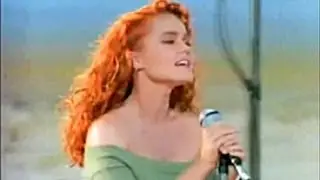 Belinda Carlisle - Leave a Light On 1989