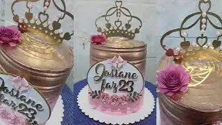 Bolo Feminino muito fofo