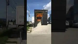 Какая блондинка припарковалась 🤣🤣