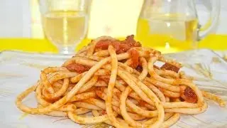 recette traditionnelle de spaghetti à l'amatriciana