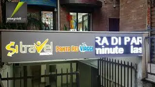 insegna luminosa a led con display agenzia di viaggi