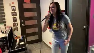 Gutural singing