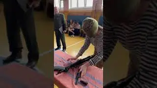 Разборка и сборка АК-74 с закрытыми глазами!