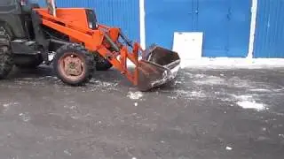 Испытание ванны Тритон  Вес трактора на внешнюю сторону ванны