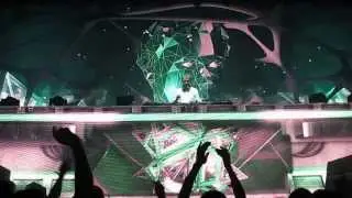 Armin Only Intense in Kiev 2013 - Full Focus vs Take A Moment vs Shivers [Alex M.O.R.P.H. Remix]